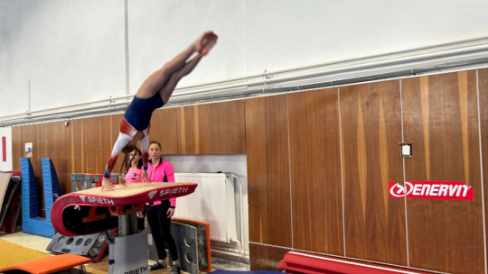 Gymnastky KSG Znojmo 1x stříbrné a 2x bronzové v soutěži družstev Přeboru JM kraje, Tereza Šimáková stříbrná v soutěži jednotlivkyň